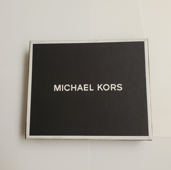 🤩 New authentic Michael Kors real leather Mens tan wallet - Picture 6 of 6